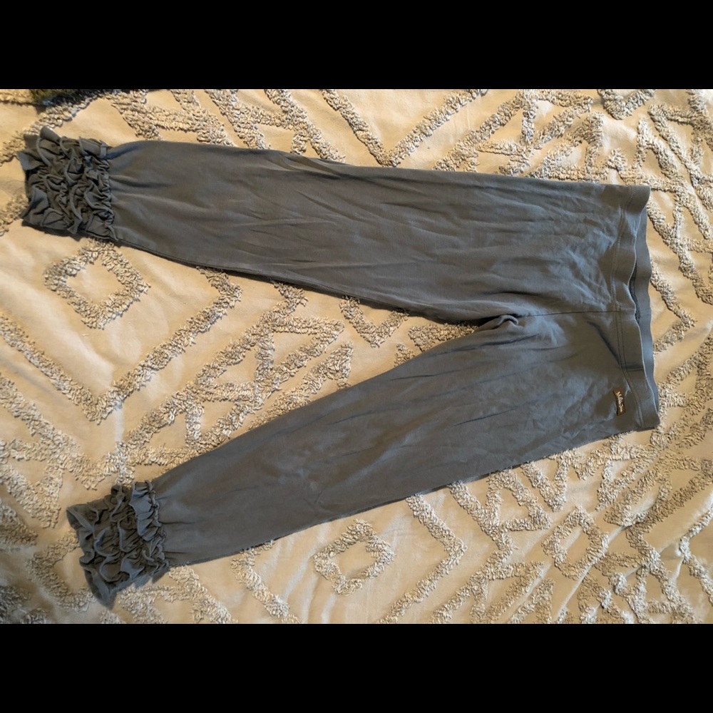 Matilda Jane leggings size medium